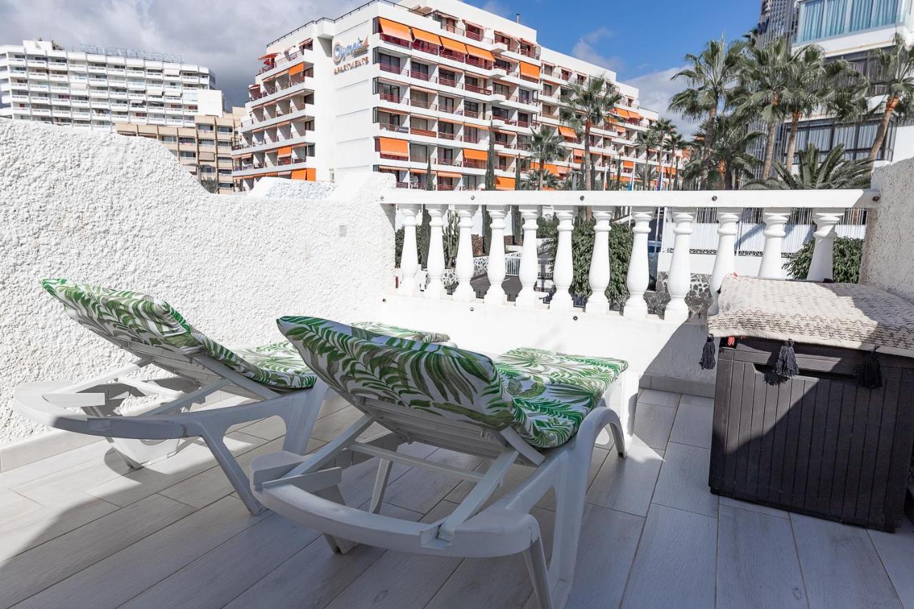 Detached 3-Story Home, Seafront And Central Playa de las Americas (Tenerife) Bagian luar foto