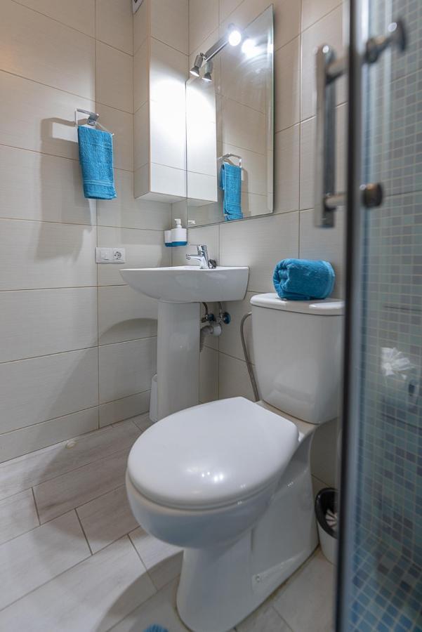 Detached 3-Story Home, Seafront And Central Playa de las Americas (Tenerife) Bagian luar foto
