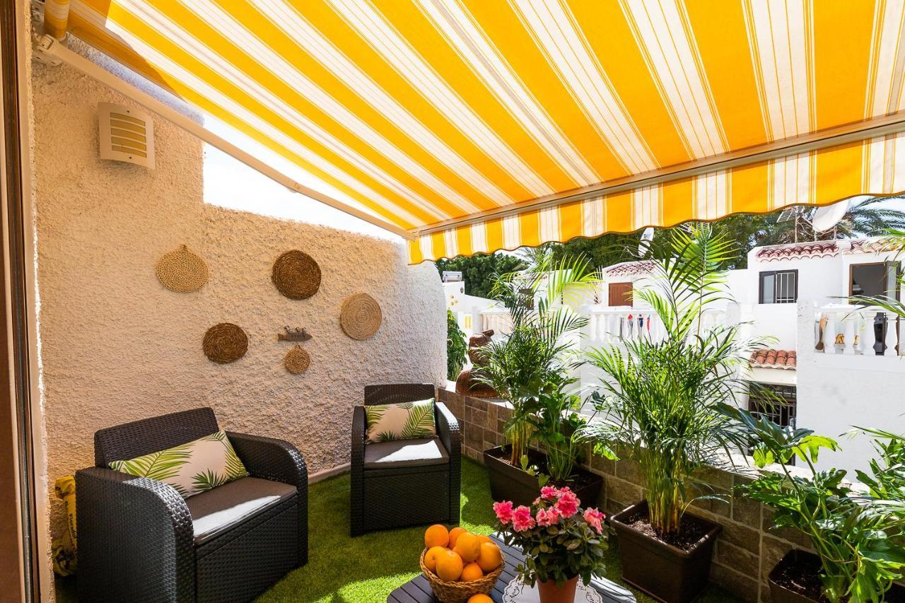 Detached 3-Story Home, Seafront And Central Playa de las Americas (Tenerife) Bagian luar foto