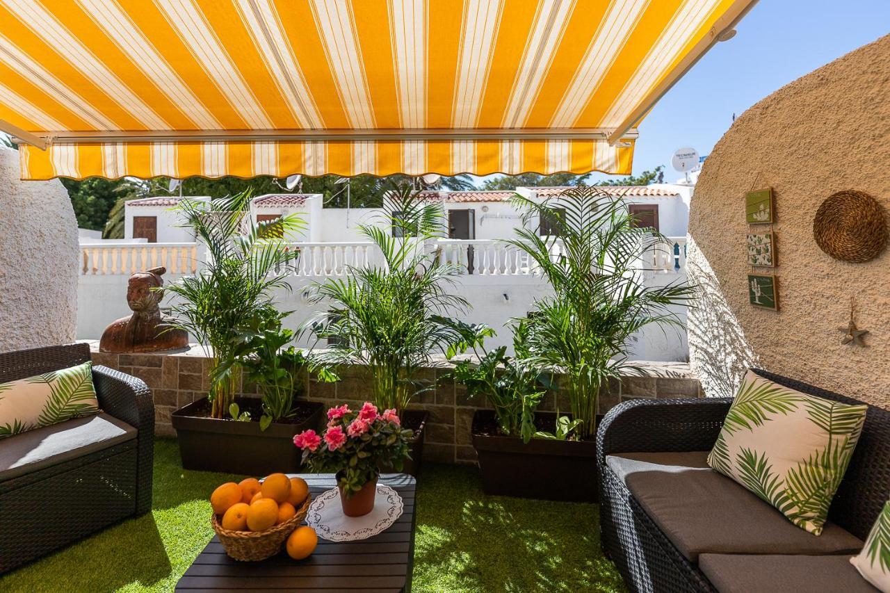Detached 3-Story Home, Seafront And Central Playa de las Americas (Tenerife) Bagian luar foto